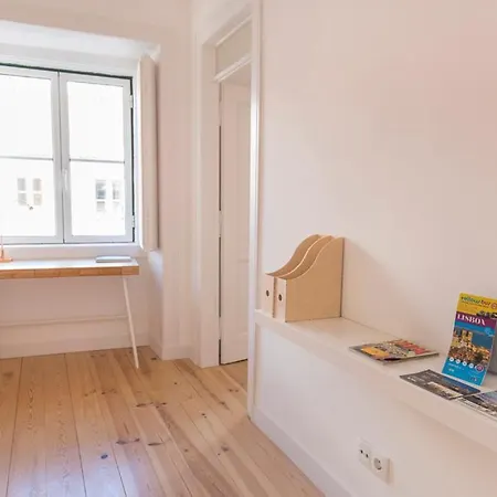 Historical Santos Ii Lisbona