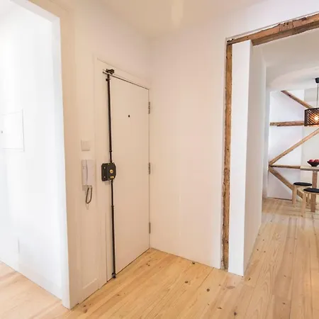 Historical Santos Ii